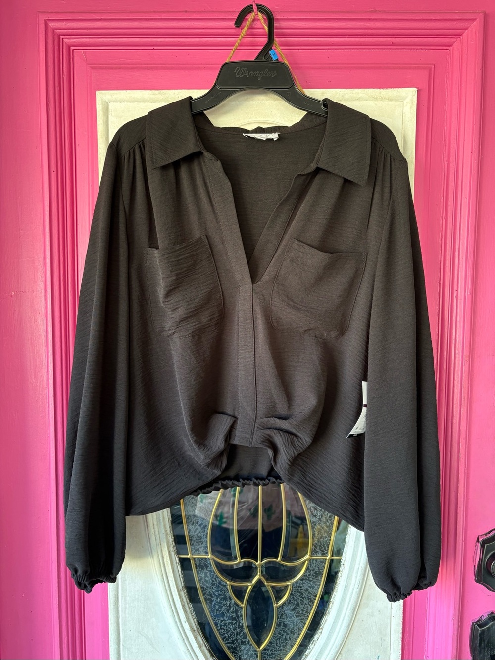 sofia by sofia vergara Black V-Neck Long Sleeve Blouse